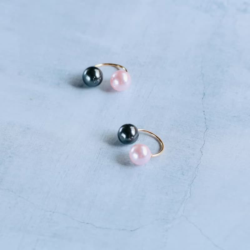 14kgf Swarovski Pearl Silver Black & Cherry Blossom Color 2Way Ear cuff