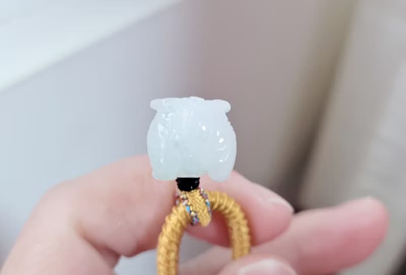 【親翠】天然翡翠 冰嬌爆水感毛流都雕出的安哥拉兔項鍊 | 生肖兔