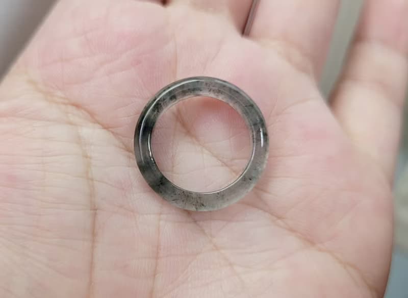 【親翠】天然翡翠 高冰全透放光種水烏雞手指鐲8號戒圈