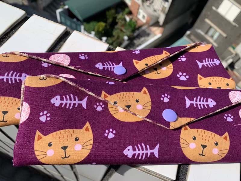 文青風環保筷袋  喵星人足跡 迷人紫  手作餐具袋.交換禮物.