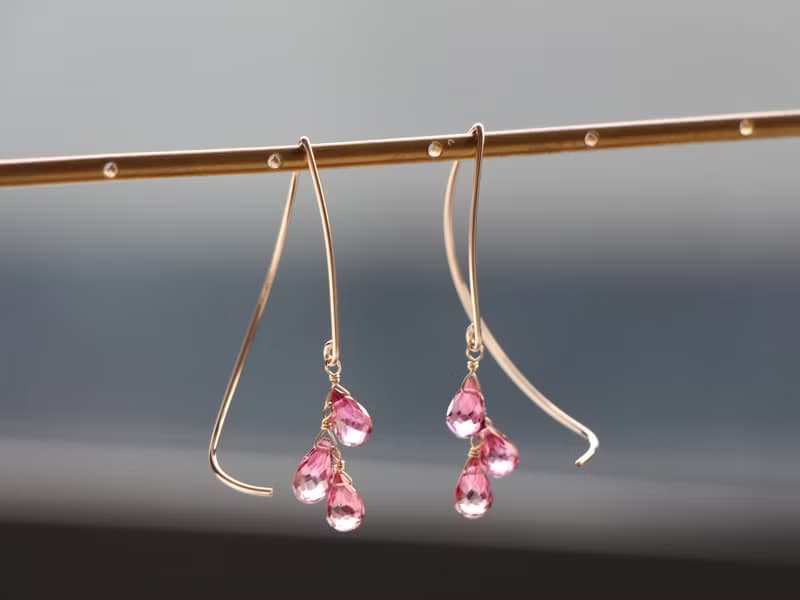 14kgf-pink mystic topaz half curl pierced earrings