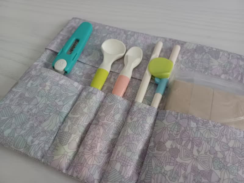 珍妮的蝴蝶結/英國防水布寶寶餐具收納袋