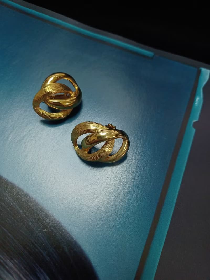vintage jewelry  NAPIER古典環形雙紋路 夾式耳環