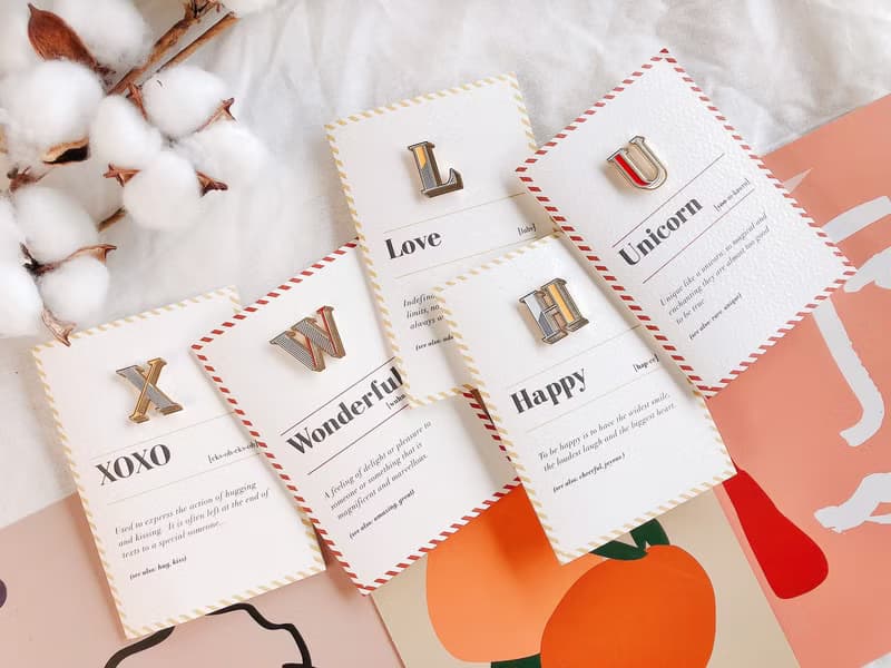 X / Xoxo -琺瑯徽章卡－附信封 開學季 情人卡 萬用字母卡