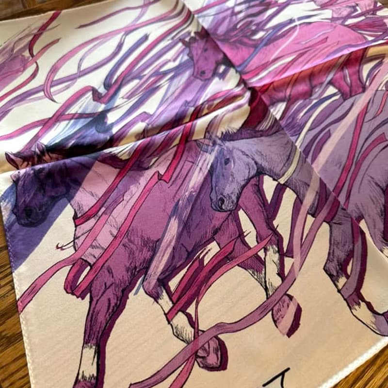 50cm角_silkscarf_ Feel the wind 柄のシルクスカーフ　ChristalART