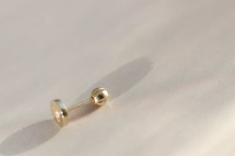 14K 三角鑽圓形鎖珠耳環 (單個)耳骨 耳窩 不退色