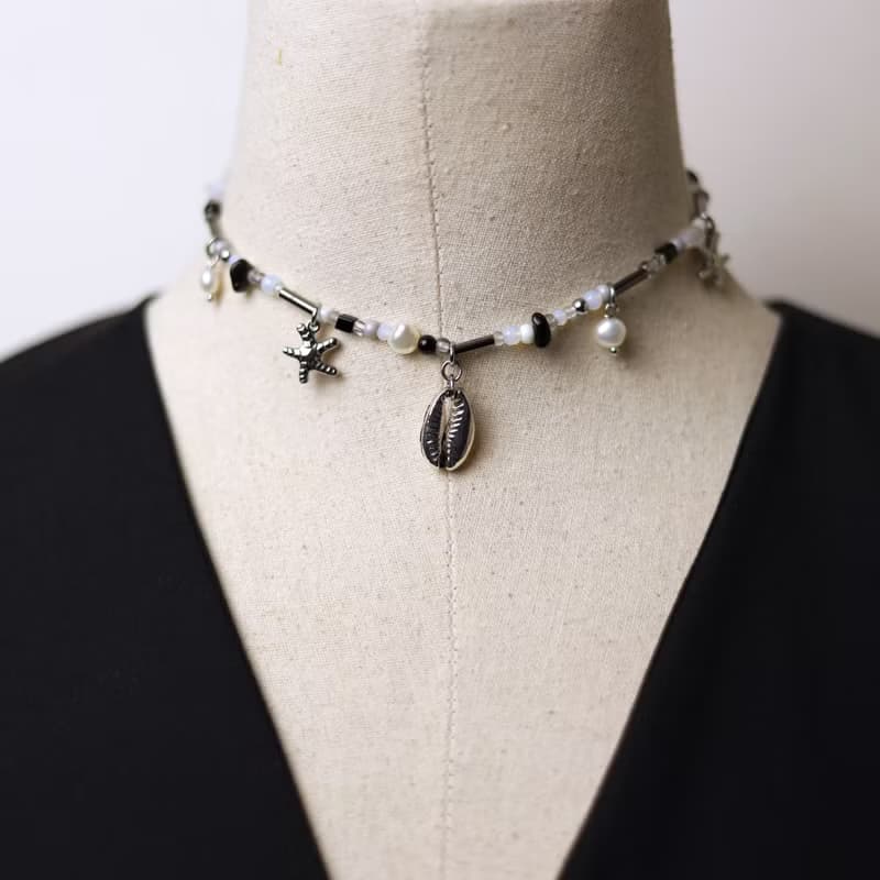 BEACH shell starfish pearl black white beaded choker necklace