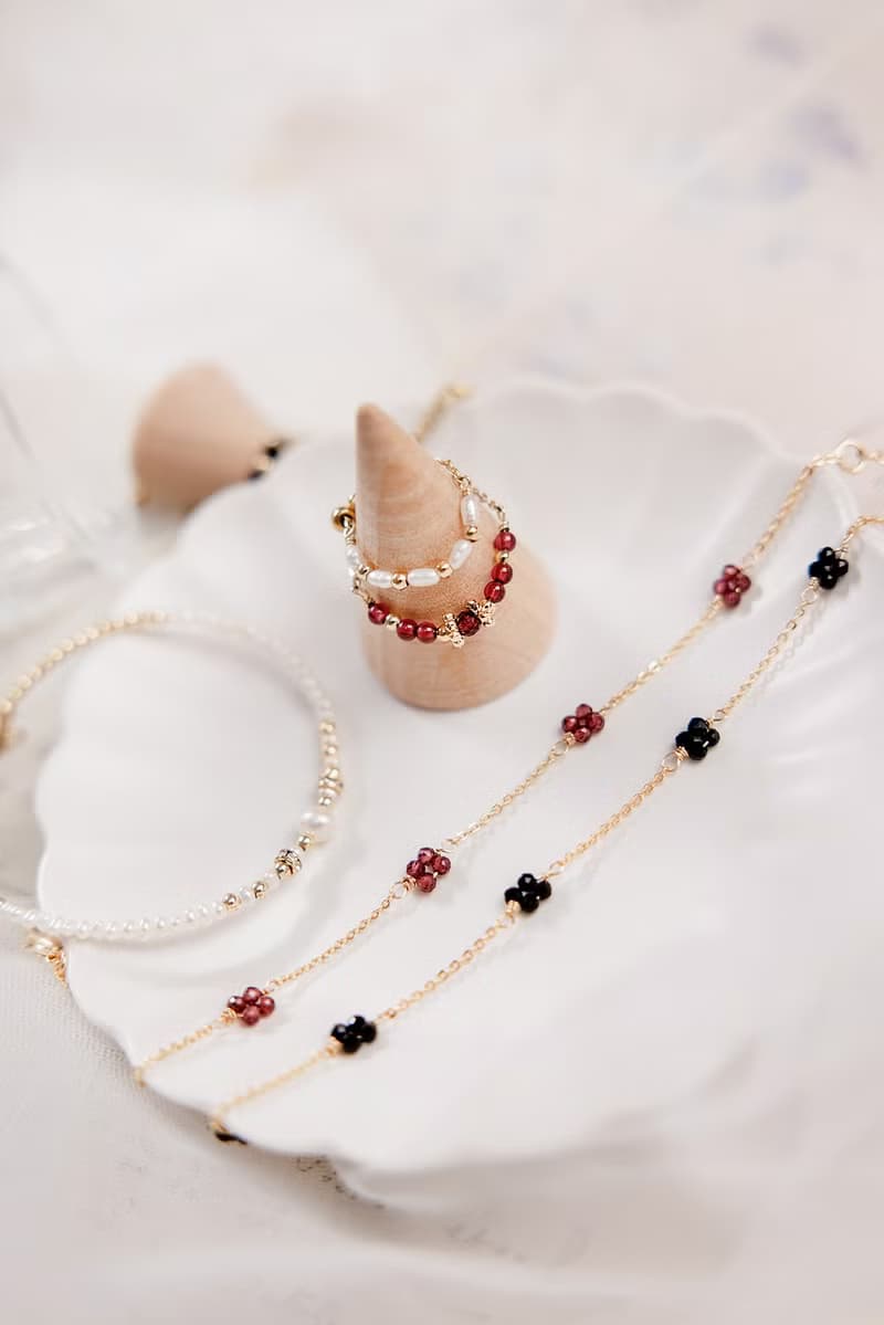 愛情 x 石榴石 誕生石 黃銅鍍18K【初見花語】手鍊