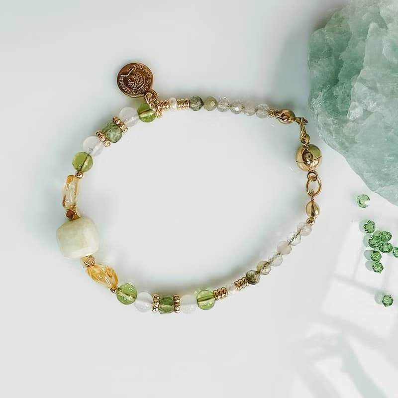 C.Lady晶女子。脈輪水晶系列－綠摩根石水晶手鍊