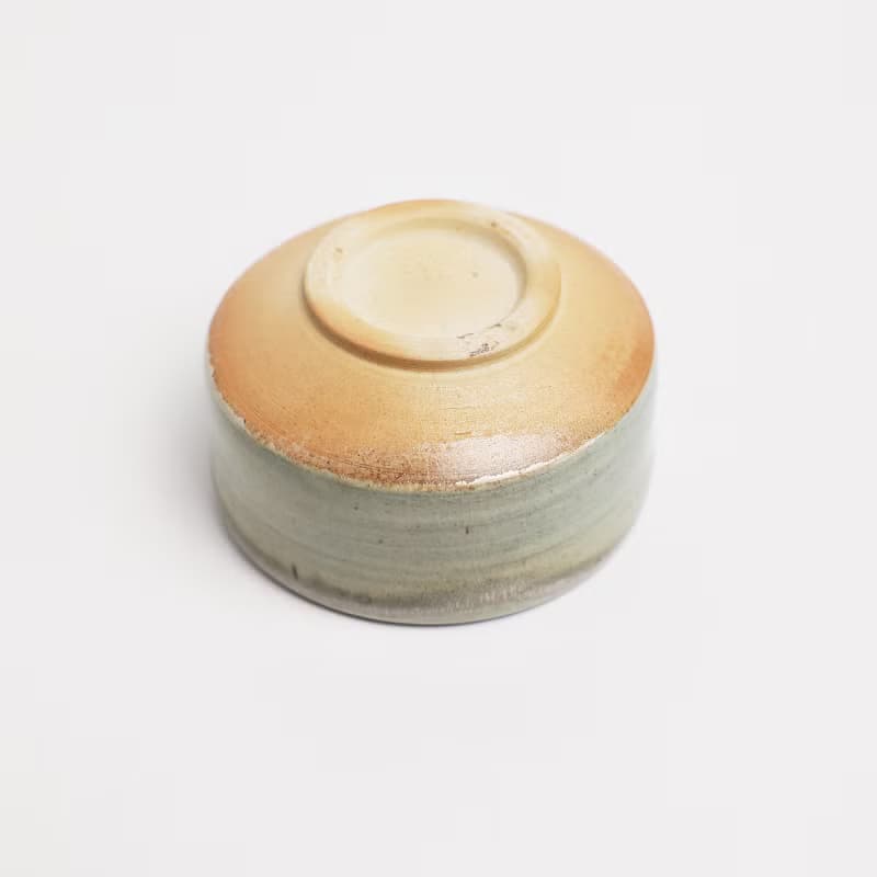 明芽窯 l 柴燒青瓷落灰茶碗 灰 陶器 陶藝品 茶具 蒐藏品 T