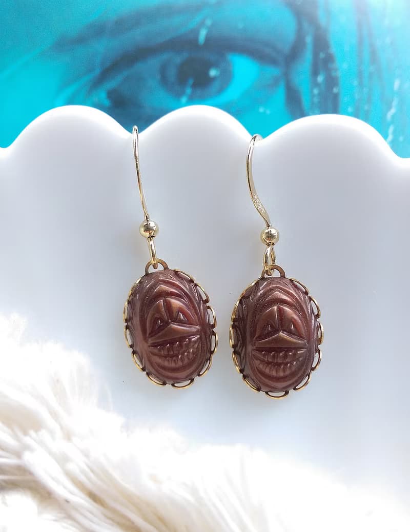 Vintage Jewelry 西洋古董飾品 聖甲蟲 咖啡色 耳勾針 針式耳環