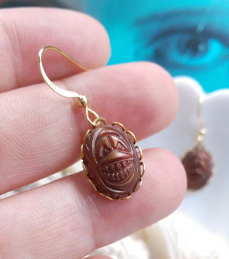 Vintage Jewelry 西洋古董飾品 聖甲蟲 咖啡色 耳勾針 針式耳環