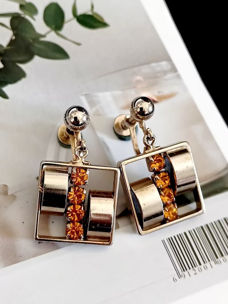 vintage jewelry 現代風格方形吊墜萊茵 夾式耳環