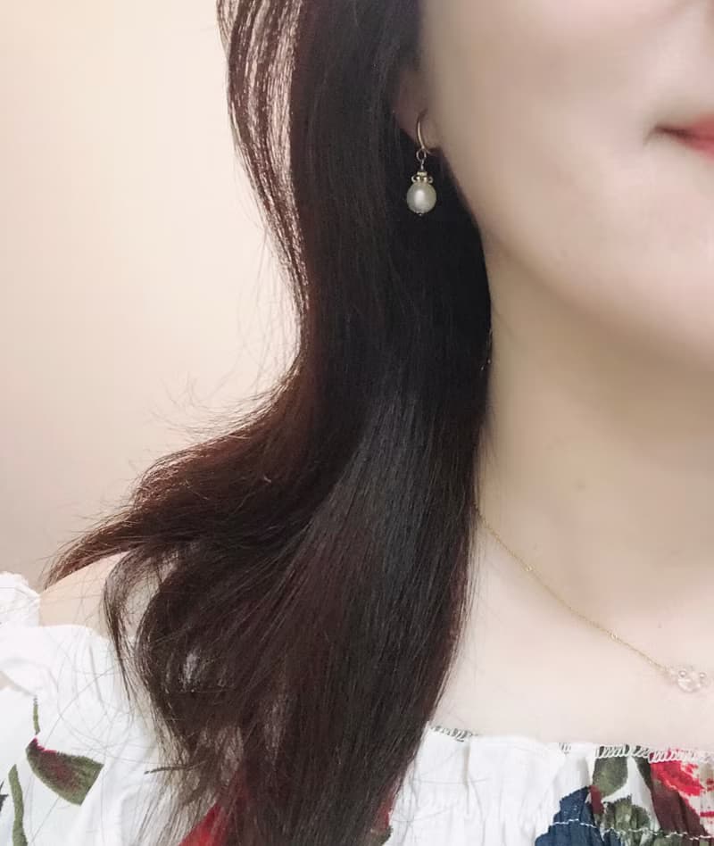 純真的心 8mm珍珠耳環 戴了小帽子 可改夾式 垂墜長度可訂製