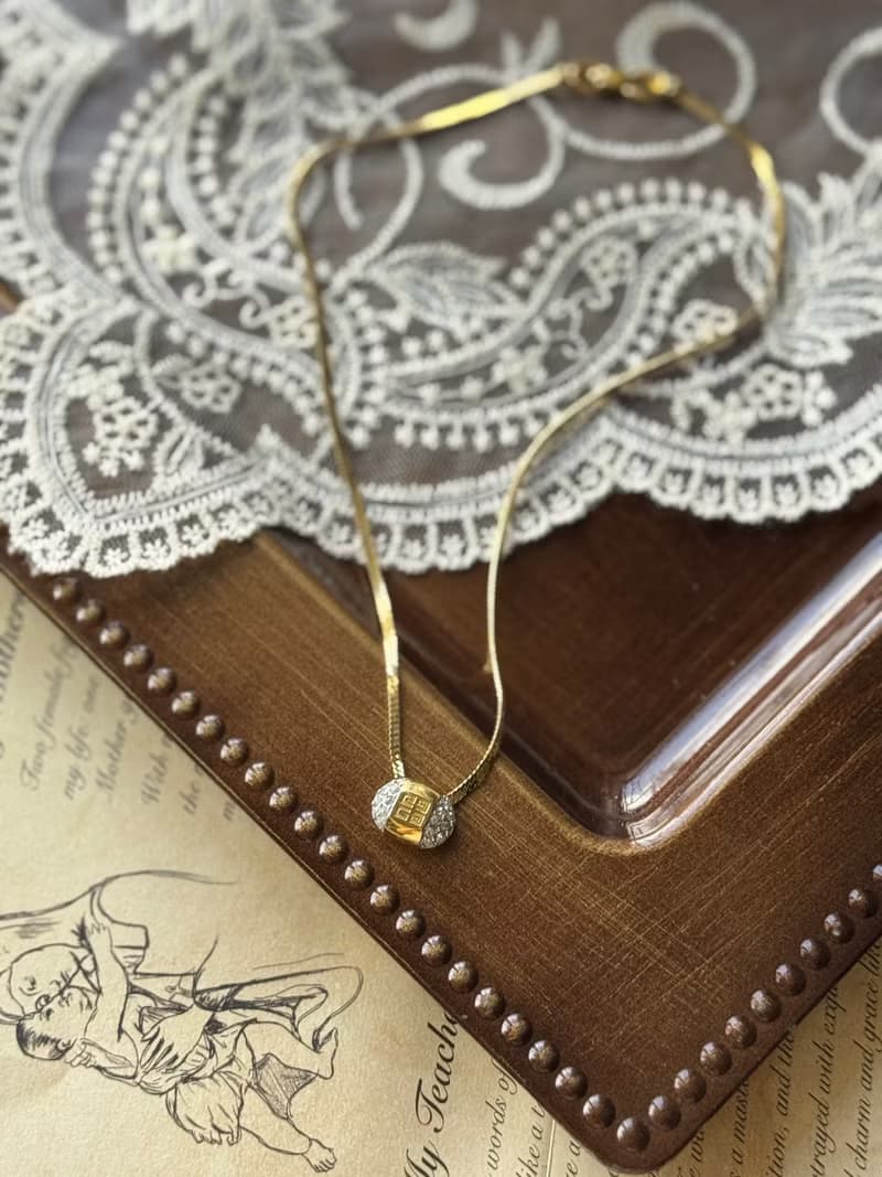 中古正品Givenchy 紀梵希鍍金水鑽項鏈頸鍊 蛇骨鏈 送禮