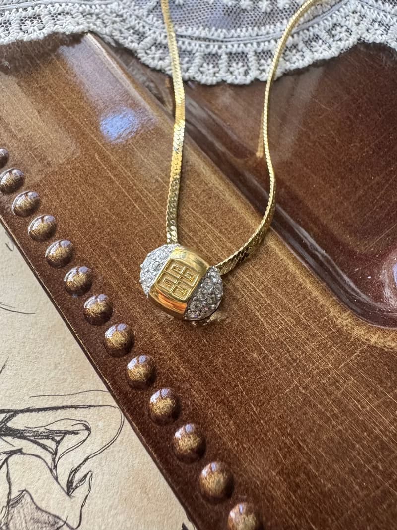 中古正品Givenchy 紀梵希鍍金水鑽項鏈頸鍊 蛇骨鏈 送禮