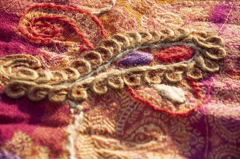 喀什米爾Cashmere刺繡羊毛披肩 針織圍巾 刺繡圍巾 克什米爾-花朵