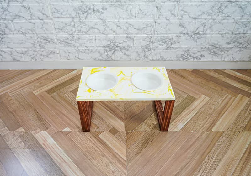 フルイドアート(イエロー)フードスタンド　フードボウル　食器スタンド　小型犬　中型犬　ネコ　木製　オーダー可能