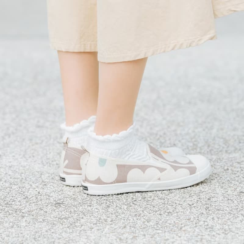 秋冬風格推薦【甜椒日】 爆米花 日本 花布 休閒鞋 療癒 暖心設計