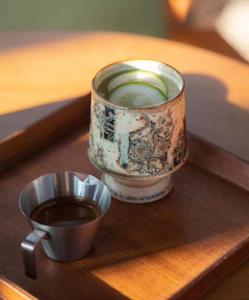 景德鎮手繪青花瓷 中國傳統皮影戲紋樣 新款高足杯 茶盤