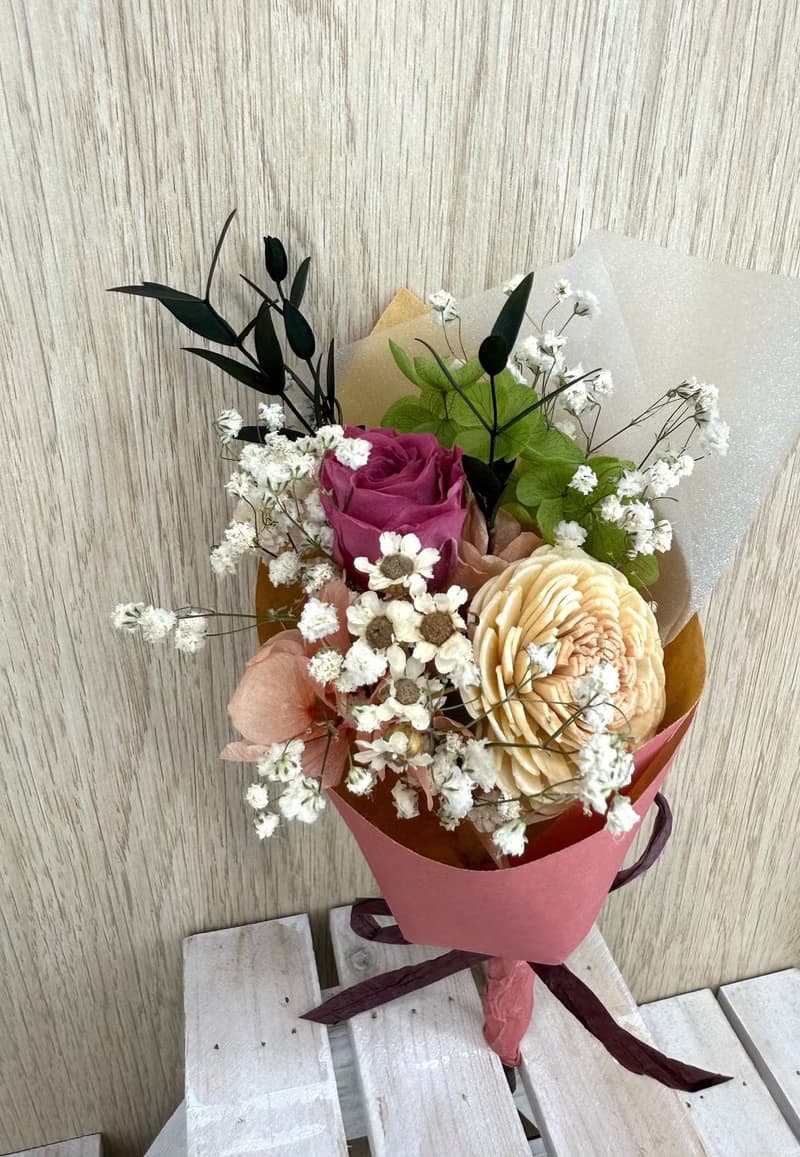 畢業季主題花卉 擴香索拉花小花束-3