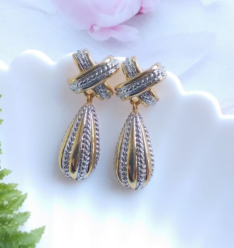Vintage Jewelry 西洋古董飾品 金銀雙色調 厚實 長水滴 針式耳環