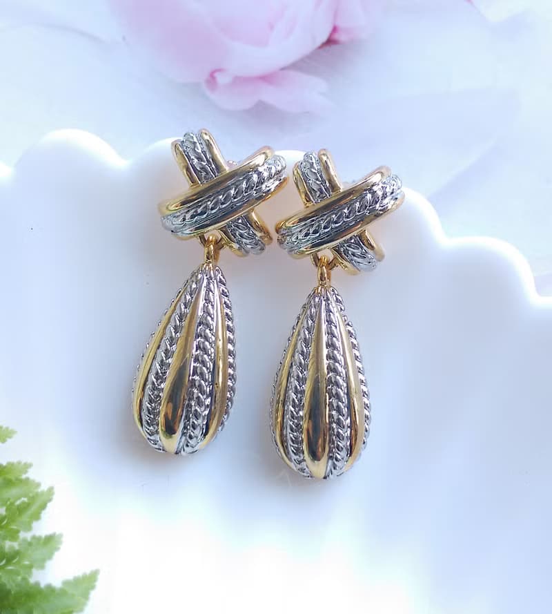 Vintage Jewelry 西洋古董飾品 金銀雙色調 厚實 長水滴 針式耳環