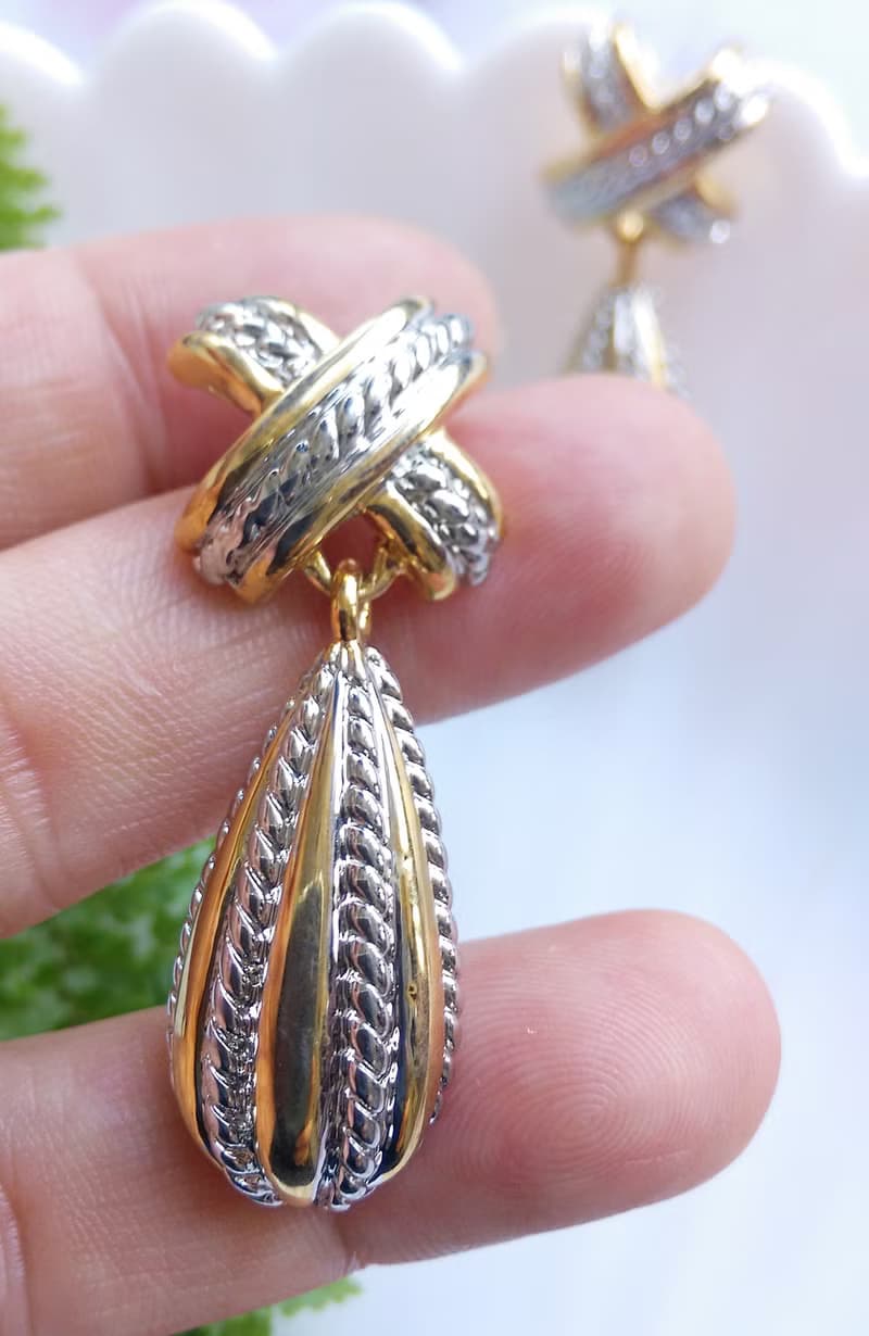 Vintage Jewelry 西洋古董飾品 金銀雙色調 厚實 長水滴 針式耳環