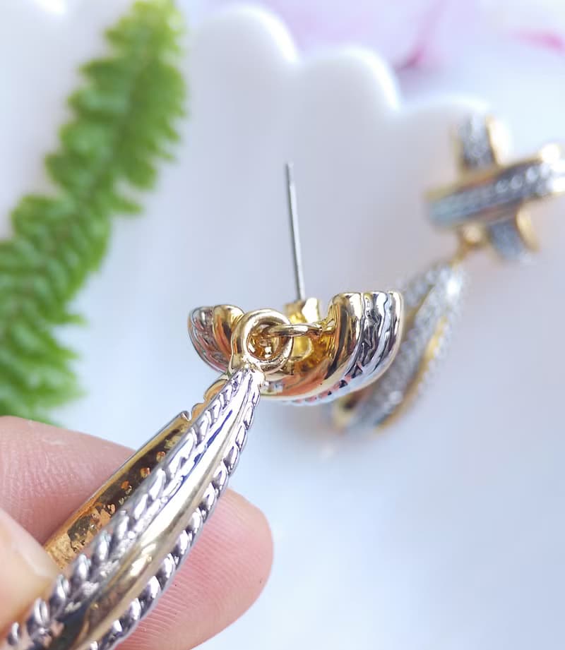 Vintage Jewelry 西洋古董飾品 金銀雙色調 厚實 長水滴 針式耳環