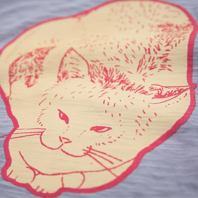 From the body Our original cat T-shirt Unisex XS ~ L size Tcollector