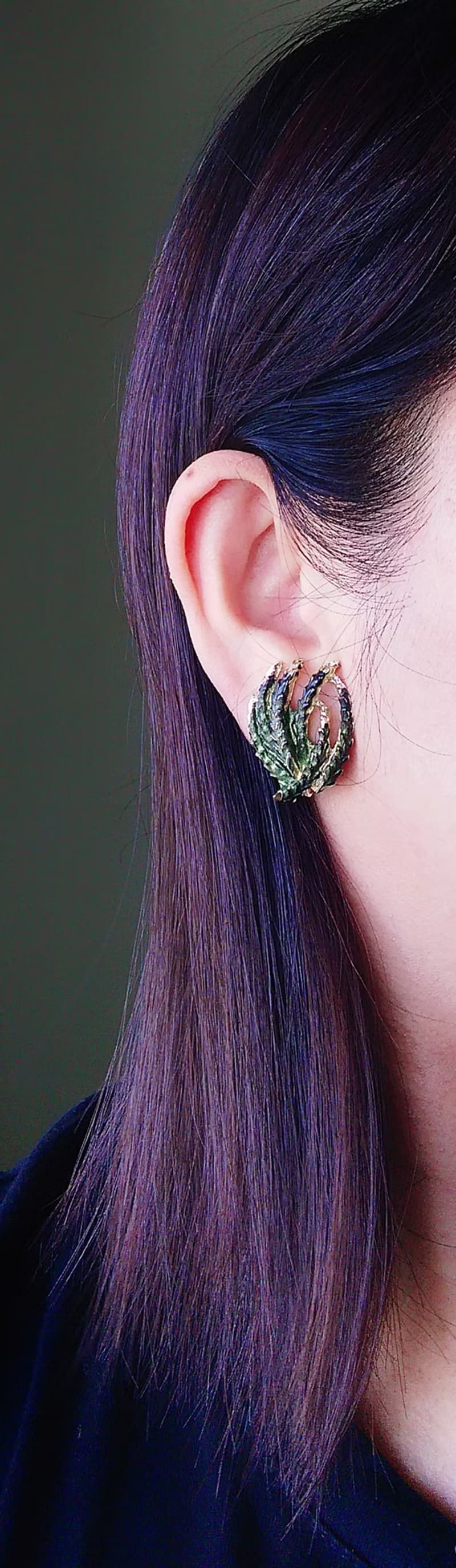 【西洋古董飾品 】針葉 立體 花形爪 個性  夾式耳環