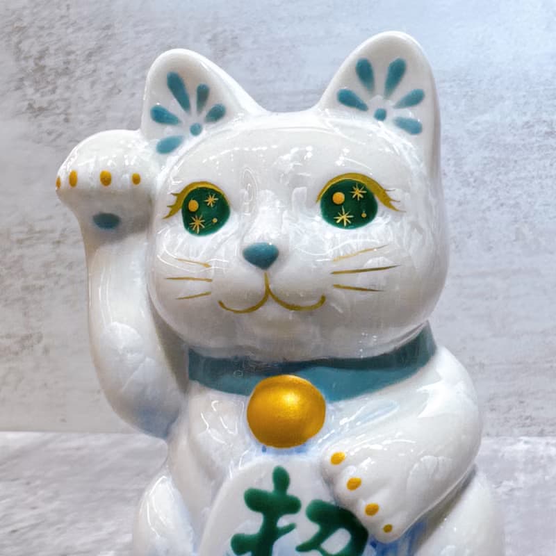 【青白聚福】日本清水燒招財貓 | 花結晶 青白 - 招福 右