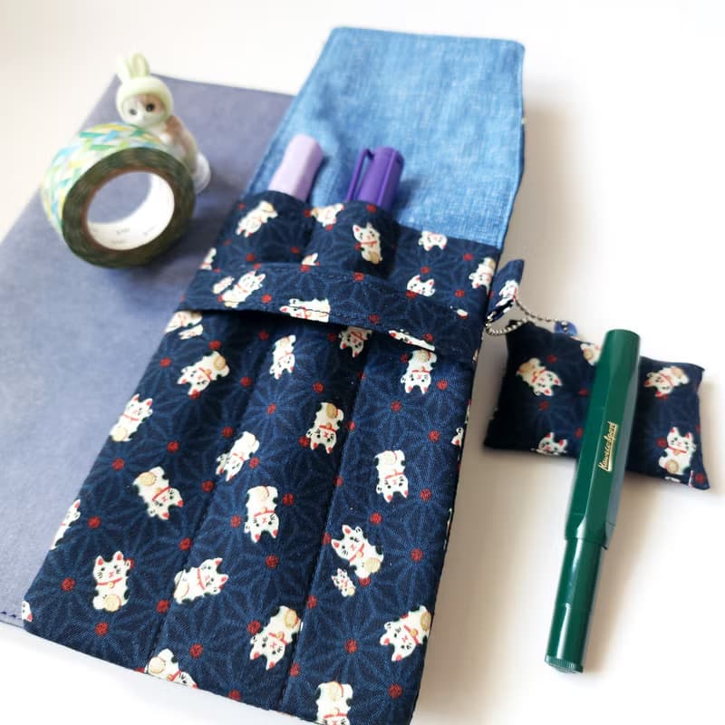 3枝裝鋼筆筆套, 和風布筆袋--深藍色日本招財貓