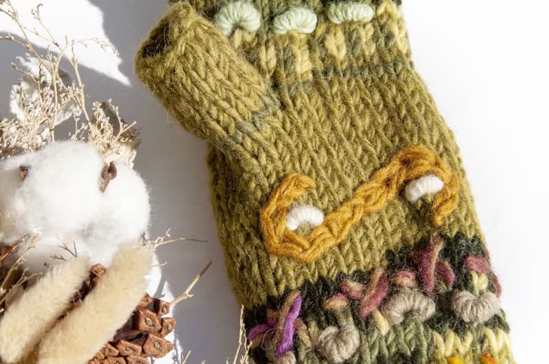 手織純羊毛針織手套/露趾手套/內刷毛手套/保暖手套-立體花朵刺繡