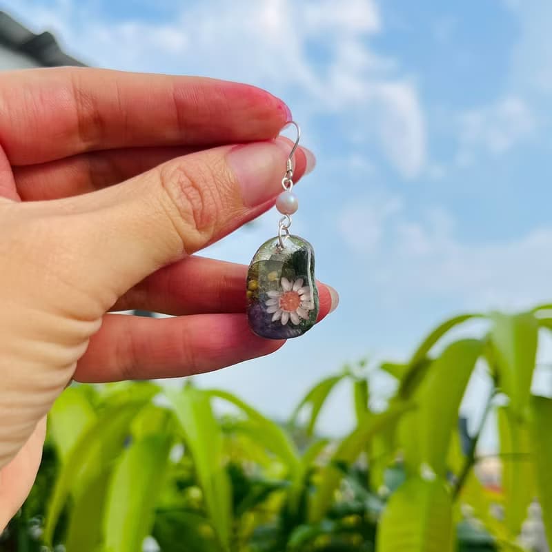 永生花 小小花耳飾 油晝小花圈 耳環 earring UV 樹脂