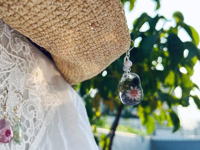 永生花 小小花耳飾 油晝小花圈 耳環 earring UV 樹脂