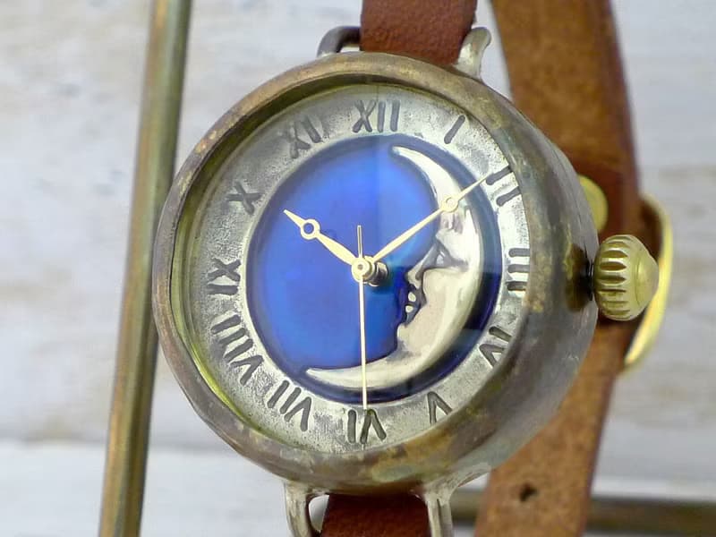 手作り腕時計 CrescentMoon4-MB 三日月ブルー文字盤 ローマ ブレスレット風  (366CM4BL)