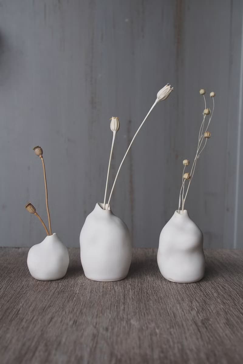 白瓷小花器 / 陶瓷花瓶