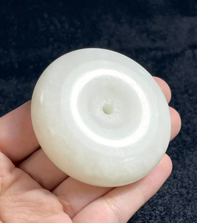 新疆和闐羊脂白玉 超大平安扣