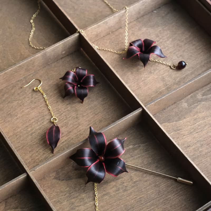 皮革工藝 小黑花 曼陀羅花 耳飾