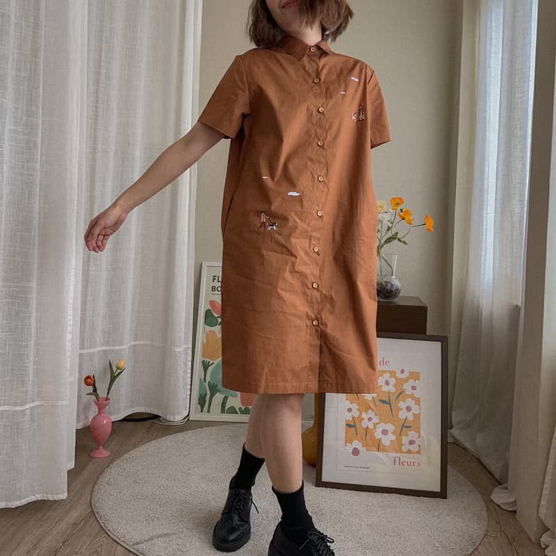 Shirt Dress : 連衣裙  Dog Walking狗 -Brown Cinnamon棕色的