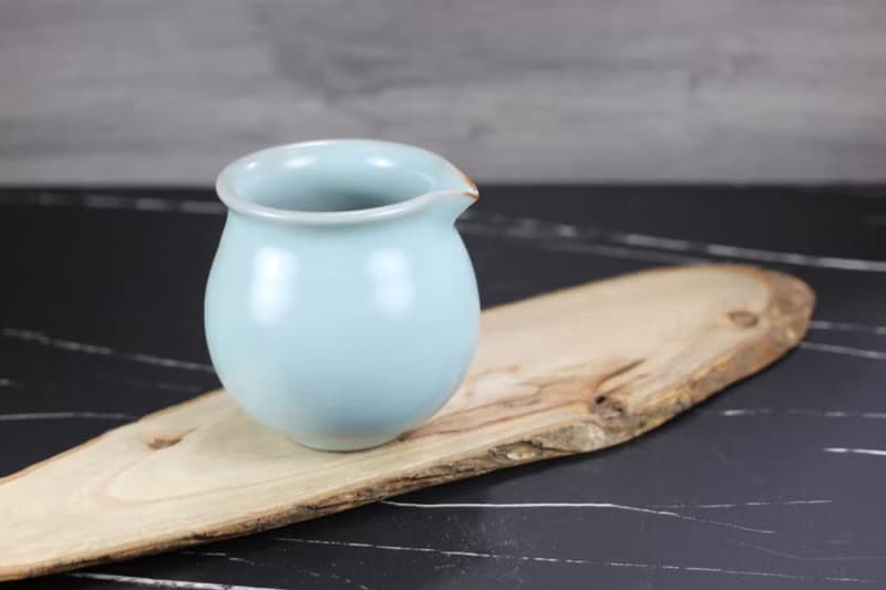 【送禮好物】360~400ml 汝窯無把 手拉坯 咖啡下壺 茶海 公道杯