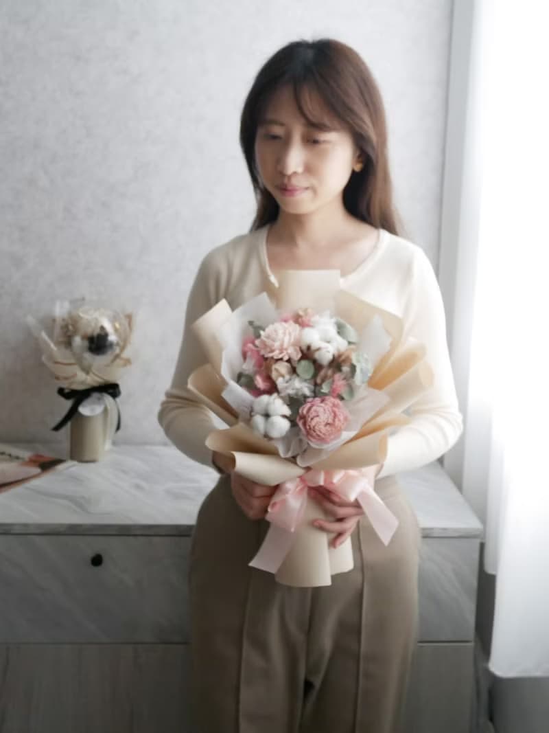 中型粉色乾燥花束【花漾】結婚週年/求婚/生日/畢業花束/七夕花束
