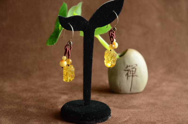 【天祿】天然琥珀貔貅古典韻致耳鉤招財轉運耳環