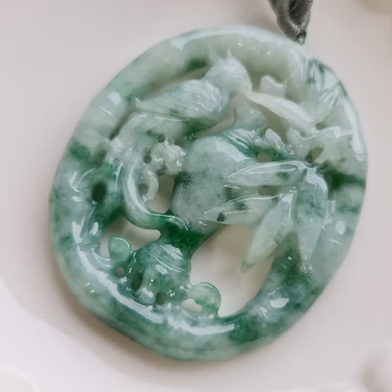 好磁場必推+手工鏤空精雕平安吉祥玉墜|天然緬甸玉A貨翡翠