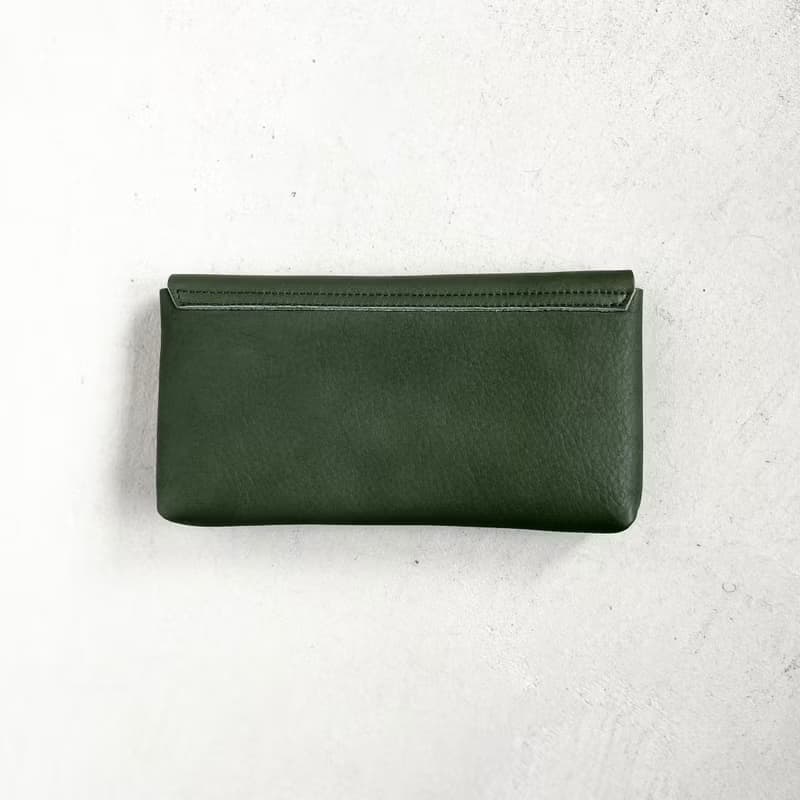 牛シュリンクレザーと牛床ベロアのシンプル長財布【フォレストグリーン】