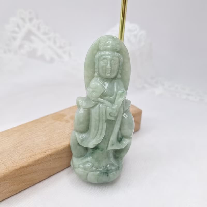 青綠站姿觀音吊墜 | 天然緬甸玉A貨翡翠