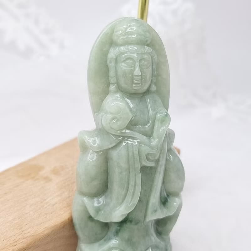 青綠站姿觀音吊墜 | 天然緬甸玉A貨翡翠