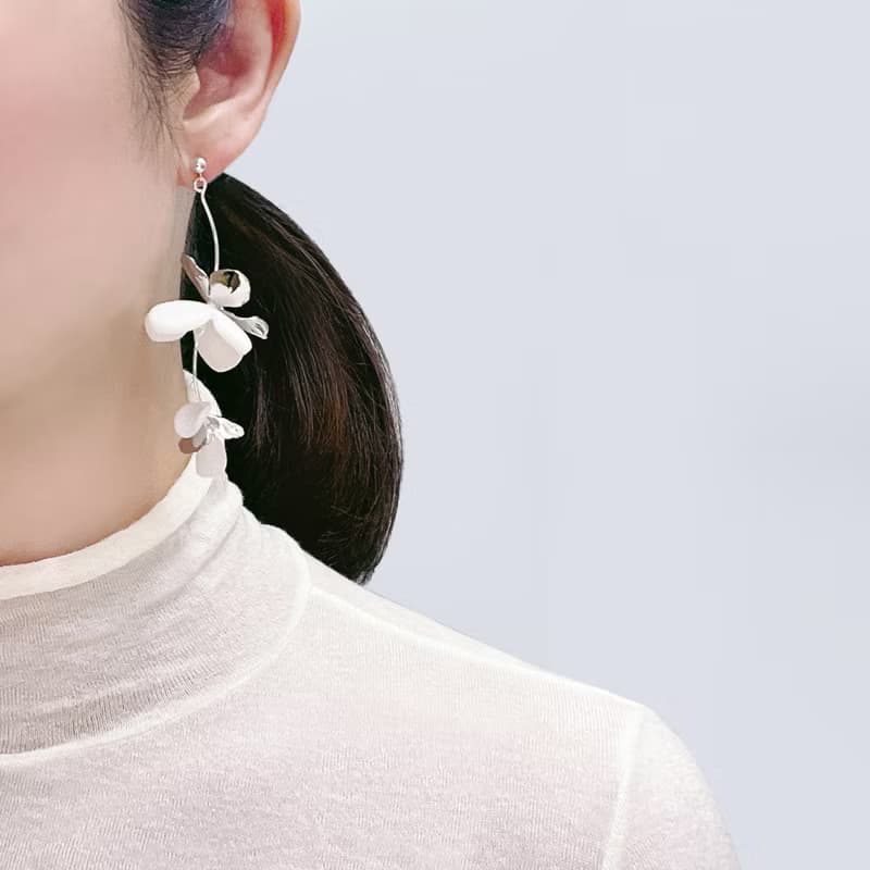 Noelle 原創設計 手工軟陶 立體小花 垂墜 925純銀耳針耳環