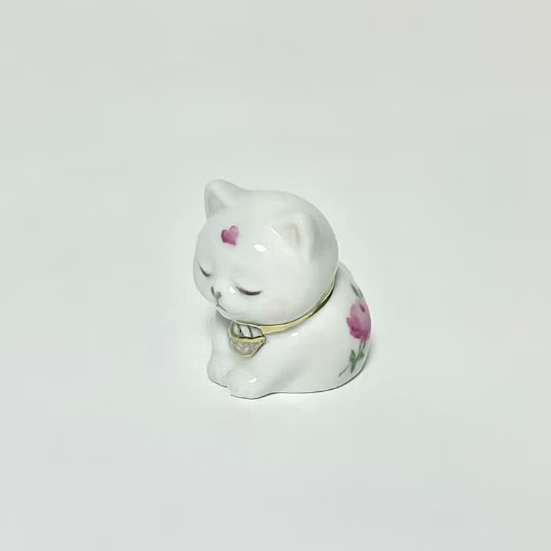 手描きのバラのお辞儀ネコのお辞儀ネコ